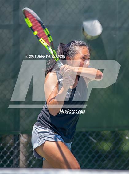 Thumbnail 2 in NCHSAA 3A Mid-East Regionals - Singles photogallery.