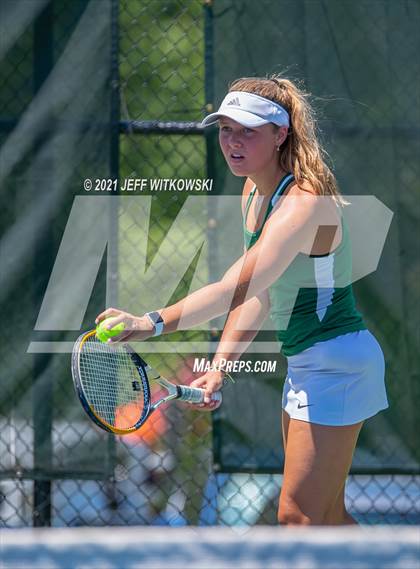 Thumbnail 2 in NCHSAA 3A Mid-East Regionals - Singles photogallery.