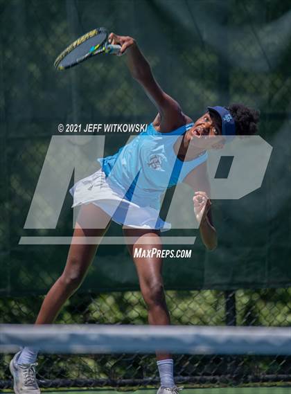 Thumbnail 3 in NCHSAA 3A Mid-East Regionals - Singles photogallery.