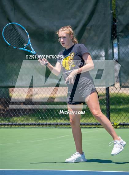 Thumbnail 2 in NCHSAA 3A Mid-East Regionals - Singles photogallery.