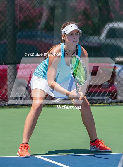Thumbnail 2 in NCHSAA 3A Mid-East Regionals - Singles photogallery.