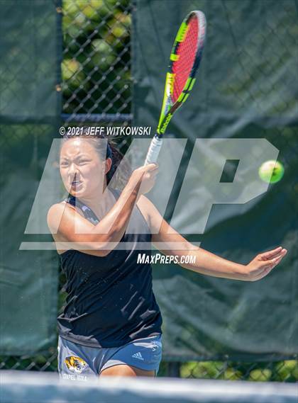 Thumbnail 2 in NCHSAA 3A Mid-East Regionals - Singles photogallery.