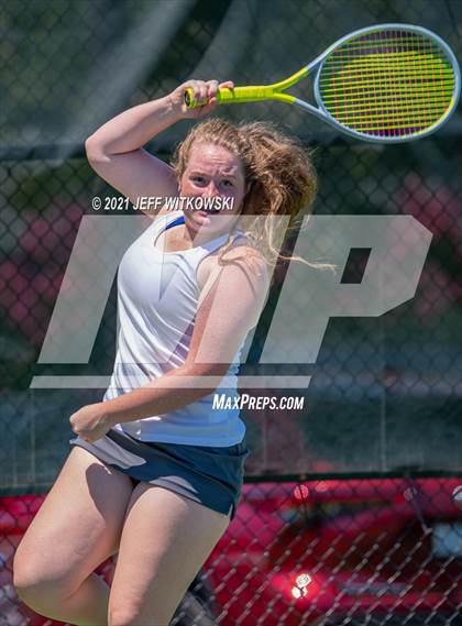 Thumbnail 1 in NCHSAA 3A Mid-East Regionals - Singles photogallery.