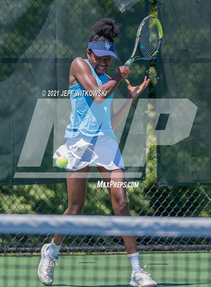Thumbnail 1 in NCHSAA 3A Mid-East Regionals - Singles photogallery.
