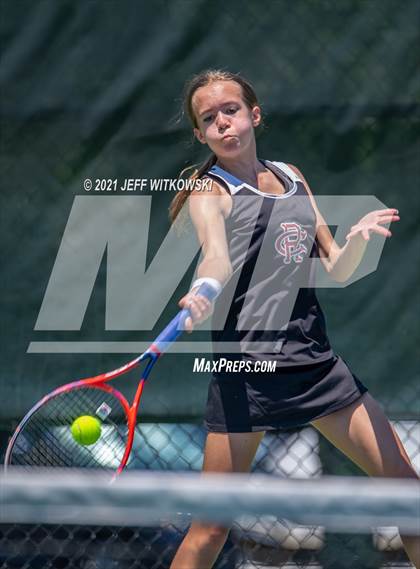 Thumbnail 3 in NCHSAA 3A Mid-East Regionals - Singles photogallery.