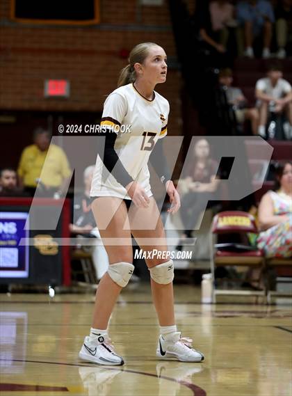 Thumbnail 2 in Mica Mountain @ Salpointe Catholic photogallery.