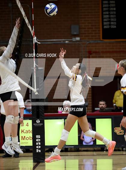 Thumbnail 1 in Mica Mountain @ Salpointe Catholic photogallery.