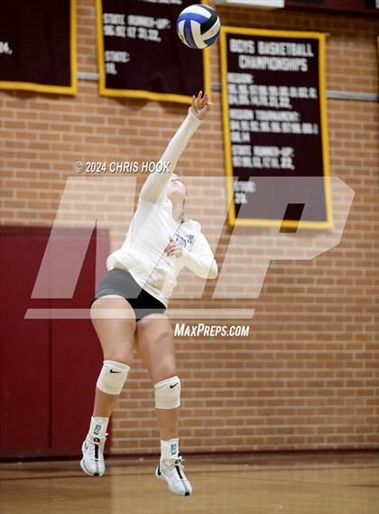 Thumbnail 1 in Mica Mountain @ Salpointe Catholic photogallery.
