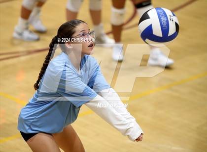 Thumbnail 1 in Mica Mountain @ Salpointe Catholic photogallery.