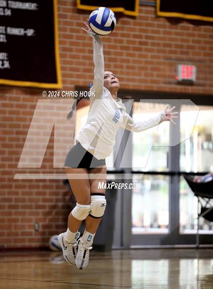 Thumbnail 1 in Mica Mountain @ Salpointe Catholic photogallery.