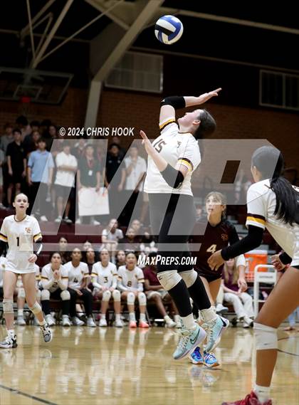 Thumbnail 1 in Mica Mountain @ Salpointe Catholic photogallery.