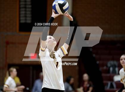 Thumbnail 2 in Mica Mountain @ Salpointe Catholic photogallery.