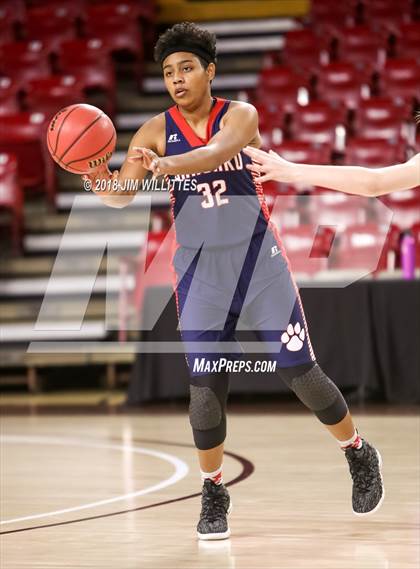 Thumbnail 1 in Sahuaro vs. Mesquite (AIA 5A Semifinal)  photogallery.