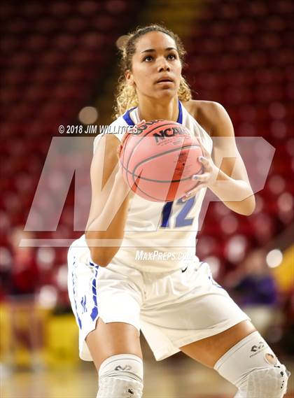 Thumbnail 2 in Sahuaro vs. Mesquite (AIA 5A Semifinal)  photogallery.