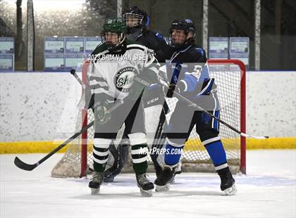 Thumbnail 3 in Guilderland @ Shenendehowa photogallery.