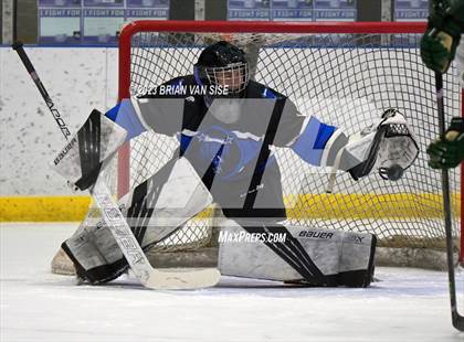 Thumbnail 2 in Guilderland @ Shenendehowa photogallery.