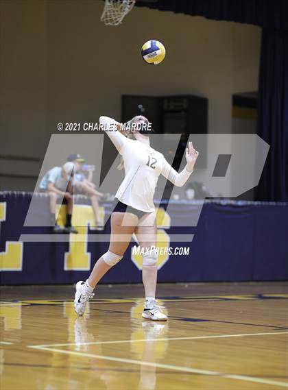 Thumbnail 1 in Jack Britt @ Cape Fear photogallery.
