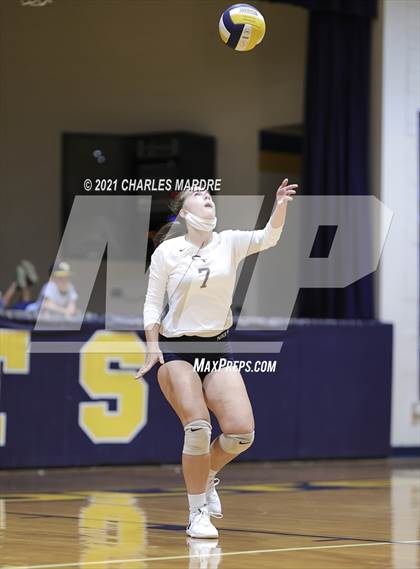 Thumbnail 2 in Jack Britt @ Cape Fear photogallery.