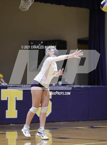 Thumbnail 2 in Jack Britt @ Cape Fear photogallery.