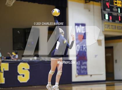 Thumbnail 1 in Jack Britt @ Cape Fear photogallery.
