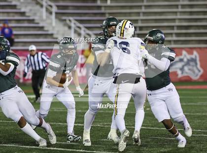 Thumbnail 1 in Massapequa vs. William Floyd (Division I Championship) photogallery.