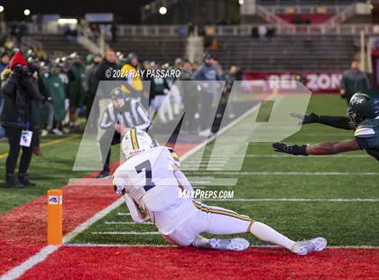 Thumbnail 3 in Massapequa vs. William Floyd (Division I Championship) photogallery.