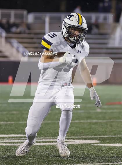 Thumbnail 1 in Massapequa vs. William Floyd (Division I Championship) photogallery.