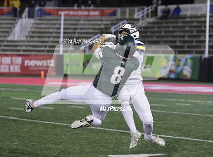 Thumbnail 1 in Massapequa vs. William Floyd (Division I Championship) photogallery.