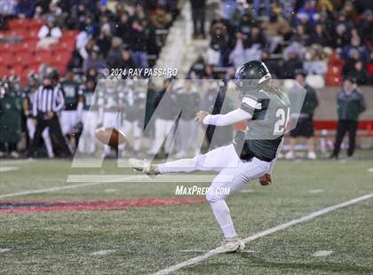 Thumbnail 2 in Massapequa vs. William Floyd (Division I Championship) photogallery.
