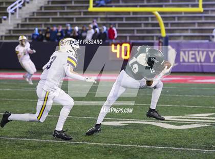 Thumbnail 3 in Massapequa vs. William Floyd (Division I Championship) photogallery.