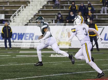 Thumbnail 3 in Massapequa vs. William Floyd (Division I Championship) photogallery.
