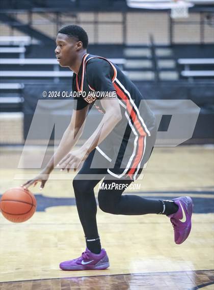 Thumbnail 2 in Lancaster vs. Guyer (Spring Creek Classic) photogallery.