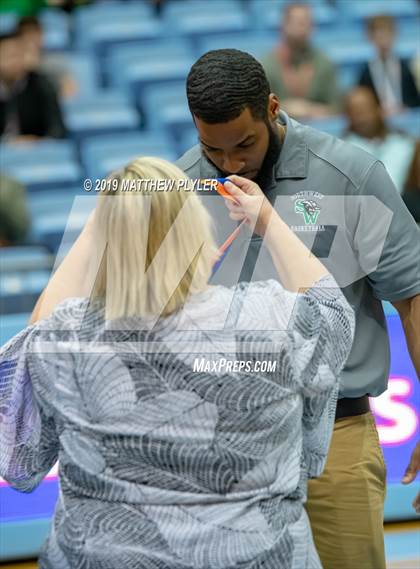 Thumbnail 3 in Southwest Guilford vs. Walter M. Williams (NCHSAA 3A Final) photogallery.