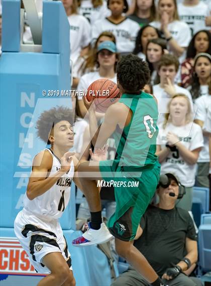 Thumbnail 2 in Southwest Guilford vs. Walter M. Williams (NCHSAA 3A Final) photogallery.