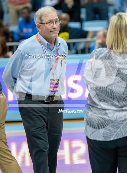 Thumbnail 1 in Southwest Guilford vs. Walter M. Williams (NCHSAA 3A Final) photogallery.