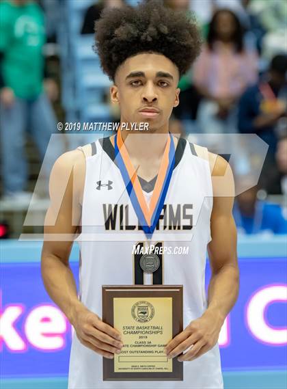 Thumbnail 2 in Southwest Guilford vs. Walter M. Williams (NCHSAA 3A Final) photogallery.