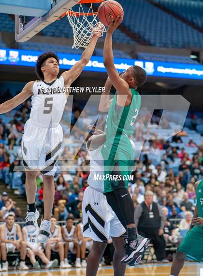 Thumbnail 1 in Southwest Guilford vs. Walter M. Williams (NCHSAA 3A Final) photogallery.