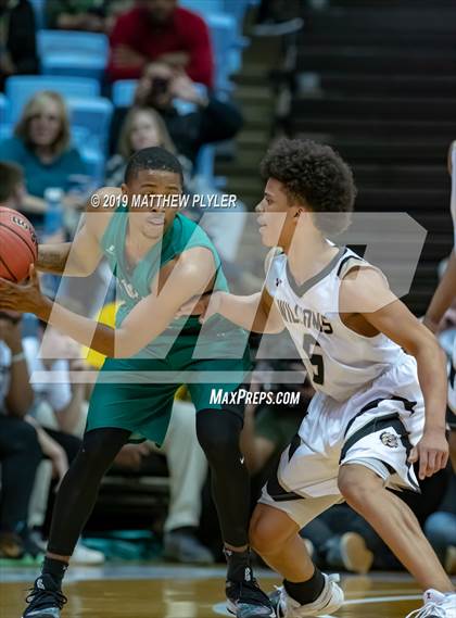 Thumbnail 2 in Southwest Guilford vs. Walter M. Williams (NCHSAA 3A Final) photogallery.