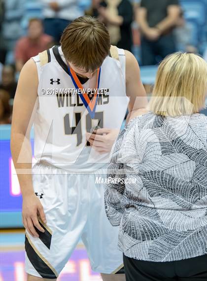Thumbnail 2 in Southwest Guilford vs. Walter M. Williams (NCHSAA 3A Final) photogallery.