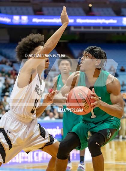 Thumbnail 2 in Southwest Guilford vs. Walter M. Williams (NCHSAA 3A Final) photogallery.