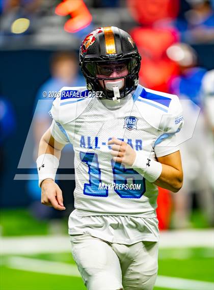 Thumbnail 2 in San Antonio All-Stars photogallery.