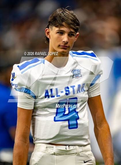 Thumbnail 2 in San Antonio All-Stars photogallery.
