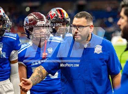 Thumbnail 2 in San Antonio All-Stars photogallery.