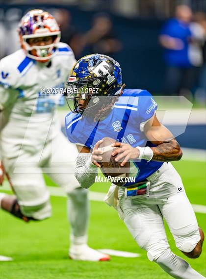 Thumbnail 2 in San Antonio All-Stars photogallery.