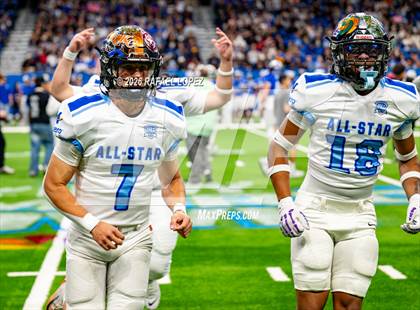 Thumbnail 2 in San Antonio All-Stars photogallery.