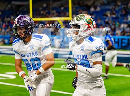 Thumbnail 3 in San Antonio All-Stars photogallery.