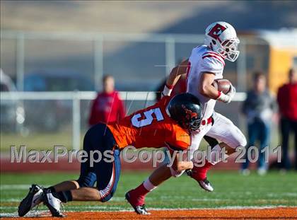 Thumbnail 2 in Mountain Crest vs. East photogallery.