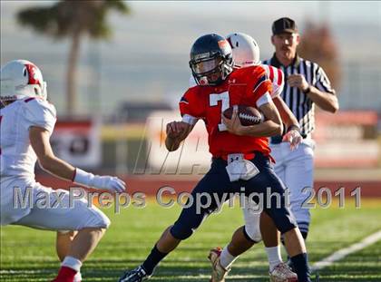 Thumbnail 2 in Mountain Crest vs. East photogallery.