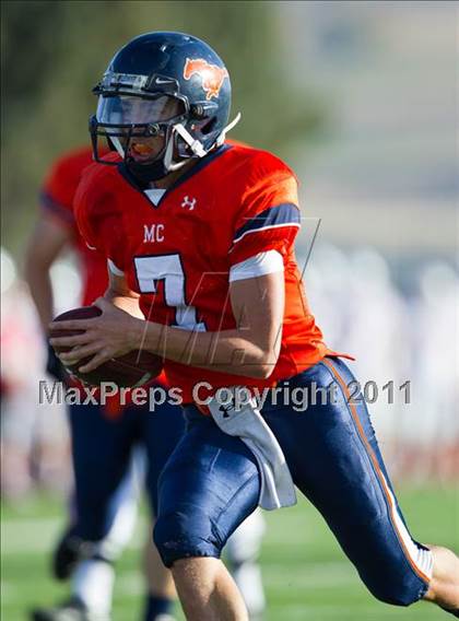 Thumbnail 2 in Mountain Crest vs. East photogallery.