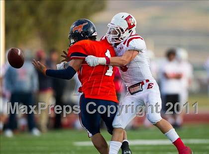Thumbnail 1 in Mountain Crest vs. East photogallery.
